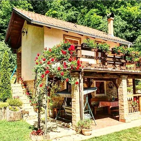 House - Casa Rustica Holiday home *
